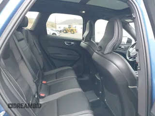 2021 Volvo XC60 Recharge Plug-In Hybrid R-Design with VIN YV4BR0DM2M1794685, listed as a IAAI auction lot 41498425 with 21,721 mi miles. Bid and sale history available at carsss.com. Image 8.