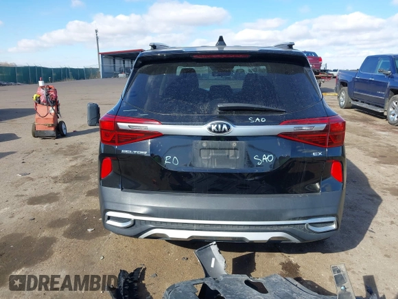 2021 Kia Seltos EX z VIN KNDERCAA6M7110505, wystawiony jako IAAI lot #41645002 z przebiegiem 45 403 mil mil oraz . Historia ofert i sprzedaży dostępna na DreamBid. Obrazek 17.