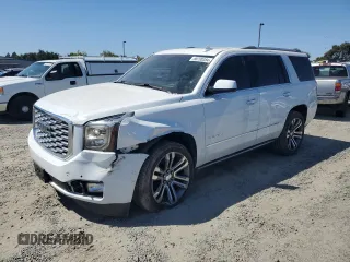 2020 GMC Yukon Denali with VIN 1GKS2CKJ0LR109590, listed as a Copart auction lot 68700384 with 55,310 mi miles and Salvage Title. Bid and sale history available at carsss.com. Image 1.