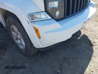 2011 Jeep Liberty Sport with VIN 1J4PN2GK3BW513417, listed as a IAAI auction lot 42082176 with 490,897 mi miles. Bid and sale history available at carsss.com. Image 6.