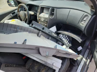 2017 Infiniti QX50 with VIN JN1BJ0RP0HM384553, listed as a Copart auction lot 61646415 with Not provided miles and Non repairable. Bid and sale history available at DreamBid. Image 8.