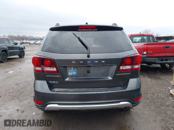 2020 Dodge Journey Crossroad z VIN 3C4PDCGB4LT271100, wystawiony jako IAAI lot #41552975 z przebiegiem 74 400 mil mil oraz . Historia ofert i sprzedaży dostępna na DreamBid. Obrazek 17.