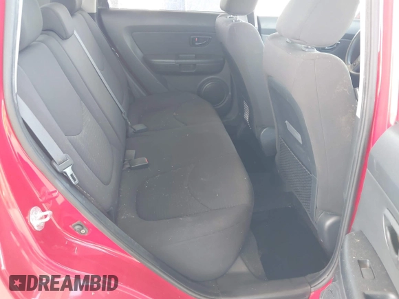 2013 Kia Soul with VIN KNDJT2A53D7539419, listed as a IAAI auction lot 40637283 with 148,621 mi miles. Bid and sale history available at carsss.com. Image 8.