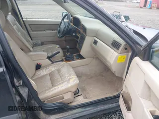 1996 Volvo S70 with VIN YV1LS5544T1300293, listed as a IAAI auction lot 41813564 with 187,746 mi miles. Bid and sale history available at carsss.com. Image 5.