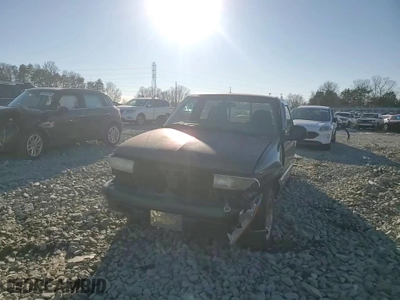 1998 Chevrolet S-10 with VIN 1GCCS1445WK234691, listed as a Copart auction lot 88746545 with 275,680 mi miles and Salvage Title. Bid and sale history available at carsss.com. Image 11.