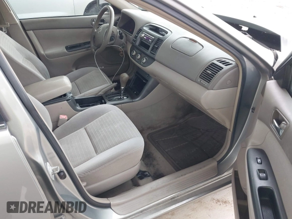 2005 Toyota Camry STD with VIN 4T1BE32K75U953925, listed as a IAAI auction lot 42411400 with 289,566 mi miles and . Bid and sale history available at DreamBid. Image 5.