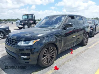 2017 Land Rover Range Rover Sport z VIN SALWR2FE8HA181202, wystawiony jako IAAI lot #42130644 z przebiegiem 70 670 mil mil oraz . Historia ofert i sprzedaży dostępna na DreamBid. Obrazek 2.