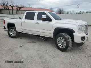 2018 GMC Sierra 2500HD Denali z VIN 1GT12UEY2JF273427, wystawiony jako Copart lot #48467595 z przebiegiem 113 878 mil mil oraz Szkoda całkowita • Salvage title. Historia ofert i sprzedaży dostępna na DreamBid. Obrazek 7.