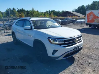 2022 Volkswagen Atlas SE z VIN 1V2KE2CA5NC201682, wystawiony jako IAAI lot #40238163 z przebiegiem 44 790 mil mil oraz . Historia ofert i sprzedaży dostępna na DreamBid. Obrazek 1.