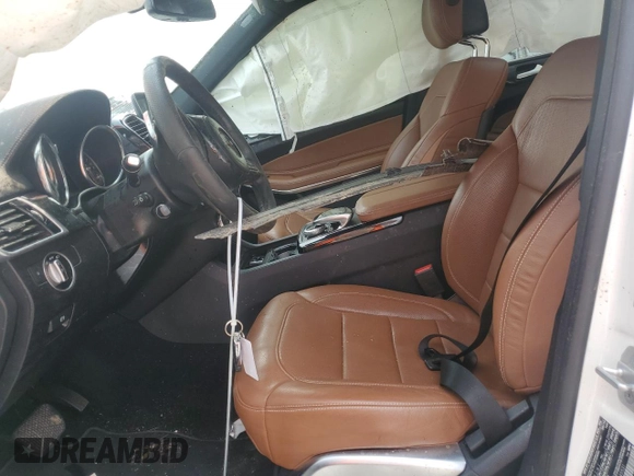 2017 Mercedes-Benz GLS 550 z VIN 4JGDF7DE2HA845531, wystawiony jako Copart lot #59298625 z przebiegiem Nie podano mil oraz Czysty tytuł • Clean title. Historia ofert i sprzedaży dostępna na DreamBid. Obrazek 7.