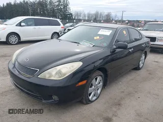 2005 Lexus ES 330 with VIN JTHBA30G755108113, listed as a IAAI auction lot 41831539 with 237,890 mi miles. Bid and sale history available at carsss.com. Image 4.