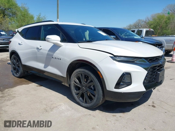 2021 Chevrolet Blazer RS z VIN 3GNKBKRS1MS584224, wystawiony jako IAAI lot #42022148 z przebiegiem 41 295 mil mil oraz . Historia ofert i sprzedaży dostępna na DreamBid. Obrazek 1.