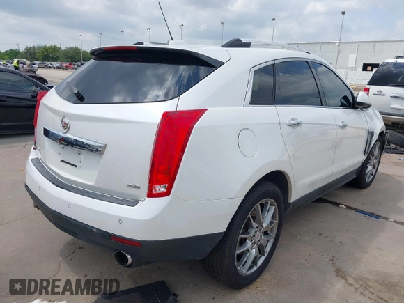 2016 Cadillac SRX Luxury Collection with VIN 3GYFNEE37GS584342, listed as a IAAI auction lot 42115642 with 110,306 mi miles and . Bid and sale history available at carsss.com. Image 4.