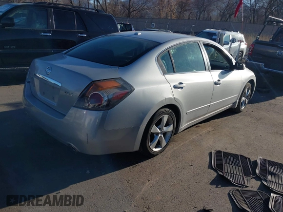 2007 Nissan Altima SL with VIN 1N4BL21E97C151035, listed as a IAAI auction lot 41778250 with Not Provided miles and . Bid and sale history available at DreamBid. Image 4.