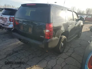 2008 Chevrolet Tahoe Police z VIN 1GNEC03058R257243, wystawiony jako Copart lot #46955705 z przebiegiem 232 754 mil mil oraz Szkody całkowita. Historia ofert i sprzedaży dostępna na DreamBid. Obrazek 3.