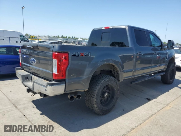 2019 Ford F-250 XL z VIN 1FT7W2BT8KEG47302, wystawiony jako Copart lot #55433195 z przebiegiem 190 303 mil mil oraz Czysty tytuł • Clean title. Historia ofert i sprzedaży dostępna na DreamBid. Obrazek 3.