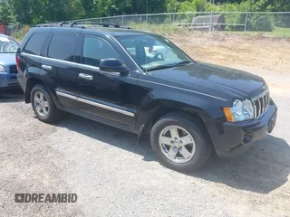 2007 Jeep Grand Cherokee Limited with VIN 1J8HR58N57C680288, listed as a IAAI auction lot 42413289 with 70,106 mi miles and . Bid and sale history available at DreamBid. Image 1.