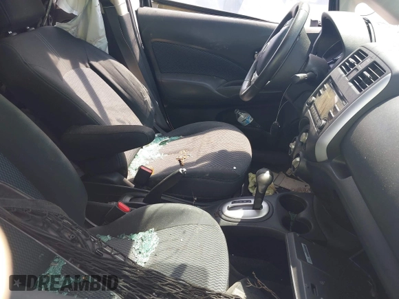2014 Nissan Note SV with VIN 3N1CE2CP5EL369839, listed as a IAAI auction lot 40762299 with 134,938 mi miles and . Bid and sale history available at DreamBid. Image 5.