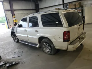 2004 Cadillac Escalade z VIN 1GYEK63N94R252528, wystawiony jako Copart lot #54253175 z przebiegiem Nie podano mil oraz Szkoda całkowita • Salvage title. Historia ofert i sprzedaży dostępna na DreamBid. Obrazek 2.