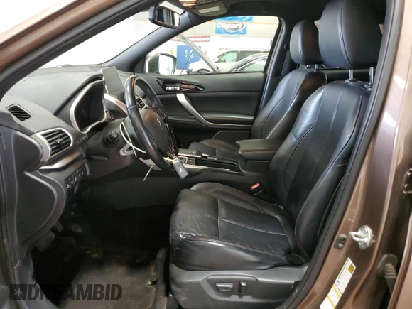 2020 Mitsubishi Eclipse Cross SE z VIN JA4AT5AA5LZ002580, wystawiony jako Copart lot #81475404 z przebiegiem 115 594 mil mil oraz Szkoda całkowita • Salvage title. Historia ofert i sprzedaży dostępna na DreamBid. Obrazek 7.