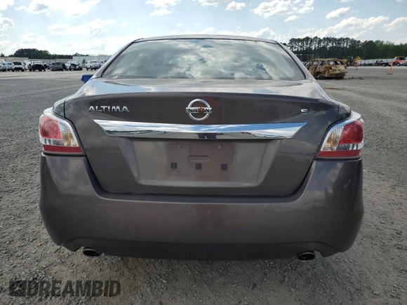 2015 Nissan Altima S with VIN 1N4AL3AP0FN336662, listed as a Copart auction lot 55732935 with 325,266 mi miles and Clean Title. Bid and sale history available at carsss.com. Image 6.