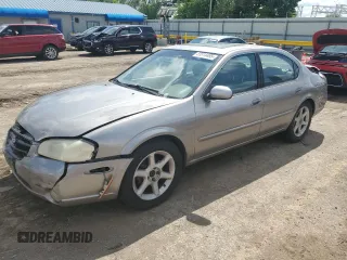 2000 Nissan Maxima GXE z VIN JN1CA31A9YT224416, wystawiony jako Copart lot #55514495 z przebiegiem 234 882 mil mil oraz Szkody całkowita. Historia ofert i sprzedaży dostępna na DreamBid. Obrazek 1.