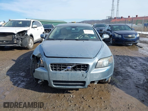 2009 Volvo C70 z VIN YV1MC67269J077153, wystawiony jako IAAI lot #41432312 z przebiegiem 67 700 mil mil oraz . Historia ofert i sprzedaży dostępna na DreamBid. Obrazek 13.