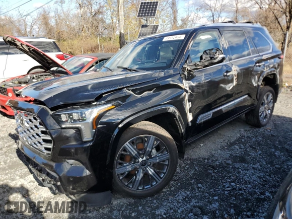 2024 Toyota Sequoia SR5 with VIN 7SVAAABAXRX028072, listed as a Copart auction lot 79912494 with 9,568 mi miles and Salvage Title. Bid and sale history available at carsss.com. Image 1.