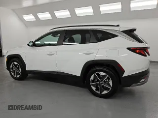 2025 Hyundai Tucson SEL with VIN 5NMJB3DE2SH470037, listed as a Copart auction lot 53915985 with 13,836 mi miles and Clean Title. Bid and sale history available at DreamBid. Image 2.