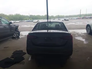 2020 Hyundai Accent SE z VIN 3KPC24A69LE107139, wystawiony jako IAAI lot #42256857 z przebiegiem 107 940 mil mil oraz . Historia ofert i sprzedaży dostępna na DreamBid. Obrazek 16.