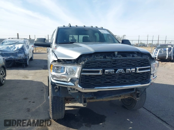 2021 Ram 2500 Tradesman with VIN 3C6UR5HJ9MG610232, listed as a IAAI auction lot 41072104 with 22,196 mi miles and . Bid and sale history available at DreamBid. Image 13.