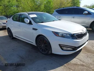 2013 Kia Optima SX with VIN 5XXGR4A65DG180143, listed as a IAAI auction lot 42092089 with 117,569 mi miles. Bid and sale history available at carsss.com. Image 1.