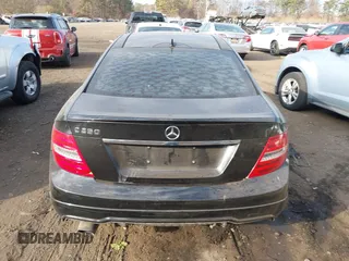 2015 Mercedes-Benz C-Class C 250 with VIN WDDGJ4HB4FG367188, listed as a IAAI auction lot 40912003 with 121,128 mi miles. Bid and sale history available at carsss.com. Image 16.