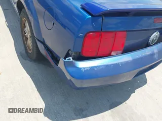 2009 Ford Mustang с VIN 1ZVHT80N595126582, выставлен на аукционе IAAI как лот 42414209 с пробегом 142 002 миль миль и . История ставок и продаж доступна на DreamBid. Изображение 14.