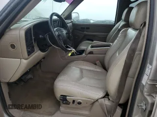 2004 GMC Yukon SLT with VIN 1GKEC13Z34R313210, listed as a Copart auction lot 51150575 with 328,961 mi miles and Salvage Title. Bid and sale history available at carsss.com. Image 7.