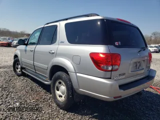 2007 Toyota Sequoia SR5 with VIN 5TDZT34A77S298685, listed as a Copart auction lot 48135295 with 212,265 mi miles and Salvage Title. Bid and sale history available at carsss.com. Image 2.