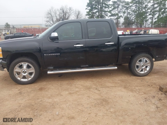 2012 Chevrolet Silverado 1500 LT with VIN 3GCPCSE08CG306633, listed as a IAAI auction lot 41507342 with 190,451 mi miles. Bid and sale history available at carsss.com. Image 14.