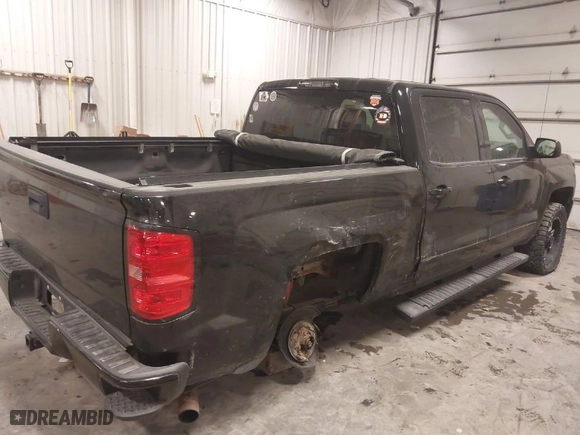 2016 Chevrolet Silverado 1500 LT with VIN 3GCUKREC3GG375664, listed as a IAAI auction lot 41377456 with 198,439 mi miles. Bid and sale history available at carsss.com. Image 4.