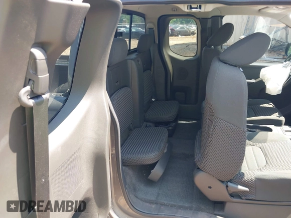 2016 Nissan Frontier SV z VIN 1N6AD0CW0GN760285, wystawiony jako IAAI lot #42434781 z przebiegiem 52 864 mil mil oraz . Historia ofert i sprzedaży dostępna na DreamBid. Obrazek 8.
