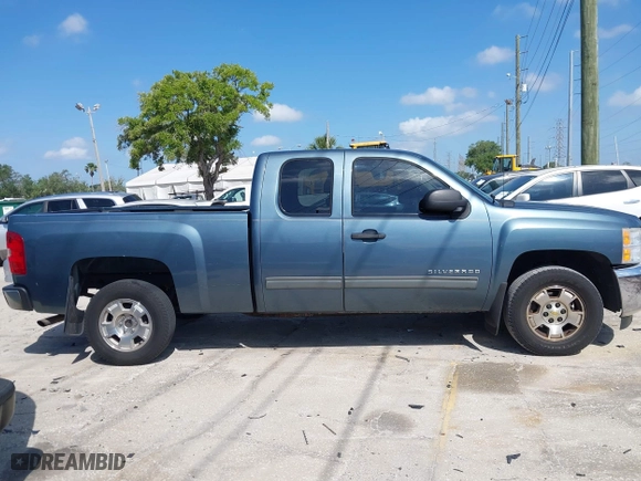 2013 Chevrolet Silverado 1500 LT with VIN 1GCRCSE08DZ117684, listed as a IAAI auction lot 41940484 with 192,374 mi miles. Bid and sale history available at carsss.com. Image 13.