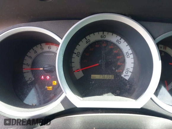 2013 Toyota Tacoma with VIN 3TMLU4EN3DM106670, listed as a IAAI auction lot 41696618 with 176,353 mi miles and . Bid and sale history available at DreamBid. Image 15.
