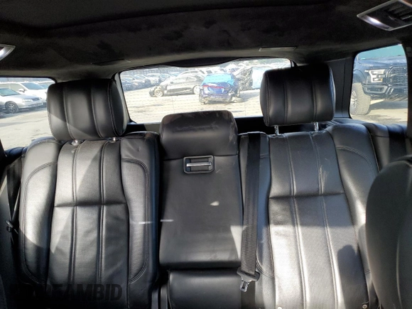 2015 Land Rover Range Rover Autobiography z VIN SALGV2TF7FA240203, wystawiony jako Copart lot #75924684 z przebiegiem 115 652 mil mil oraz Szkoda całkowita • Salvage title. Historia ofert i sprzedaży dostępna na DreamBid. Obrazek 10.