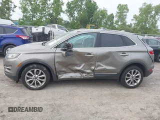 2016 Lincoln MKC Select with VIN 5LMCJ2C97GUJ30711, listed as a IAAI auction lot 42501763 with 118,430 mi miles and . Bid and sale history available at DreamBid. Image 14.