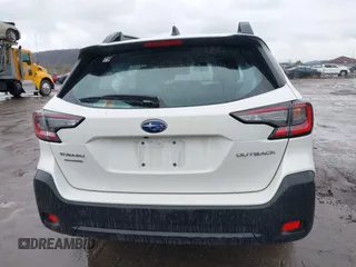 2025 Subaru Outback z VIN 4S4BTAAC8S3170716, wystawiony jako IAAI lot #41979170 z przebiegiem 2 783 mil mil oraz . Historia ofert i sprzedaży dostępna na DreamBid. Obrazek 17.