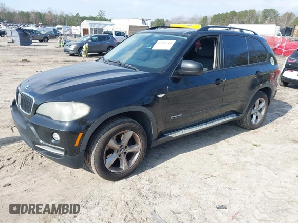 2009 BMW X5 30i with VIN 5UXFE43549L038836, listed as a IAAI auction lot 41500108 with 237,230 mi miles. Bid and sale history available at carsss.com. Image 2.