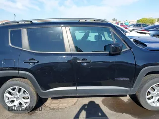2017 Jeep Renegade Latitude z VIN ZACCJBBB6HPG55080, wystawiony jako IAAI lot #42179742 z przebiegiem 59 620 mil mil oraz . Historia ofert i sprzedaży dostępna na DreamBid. Obrazek 13.