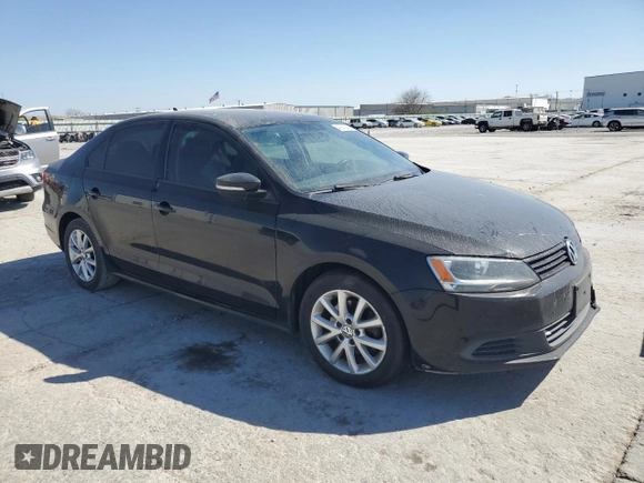 2011 Volkswagen Jetta Sedan SE w/Convenience & Sunroof PZEV with VIN 3VWDZ7AJ7BM345398, listed as a Copart auction lot 48942375 with 141,882 mi miles and Salvage Title. Bid and sale history available at carsss.com. Image 4.