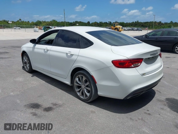 2015 Chrysler 200 S with VIN 1C3CCCBB2FN743599, listed as a IAAI auction lot 42151418 with 137,609 mi miles. Bid and sale history available at carsss.com. Image 3.