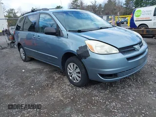 2005 Toyota Sienna CE with VIN 5TDZA23C55S375389, listed as a IAAI auction lot 42082835 with 243,028 mi miles. Bid and sale history available at carsss.com. Image 1.