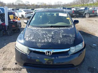 2006 Honda Civic Sdn LX with VIN 1HGFA16586L139771, listed as a IAAI auction lot 41894847 with 230,878 mi miles. Bid and sale history available at carsss.com. Image 6.